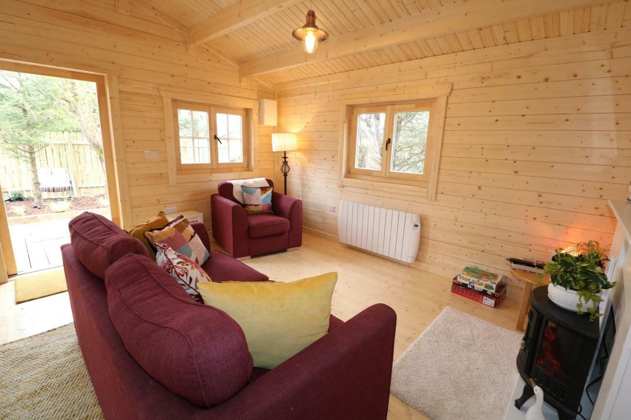 Inisean Lodge Log Cabin -Part Of Inisean B&B Dungloe Exterior photo