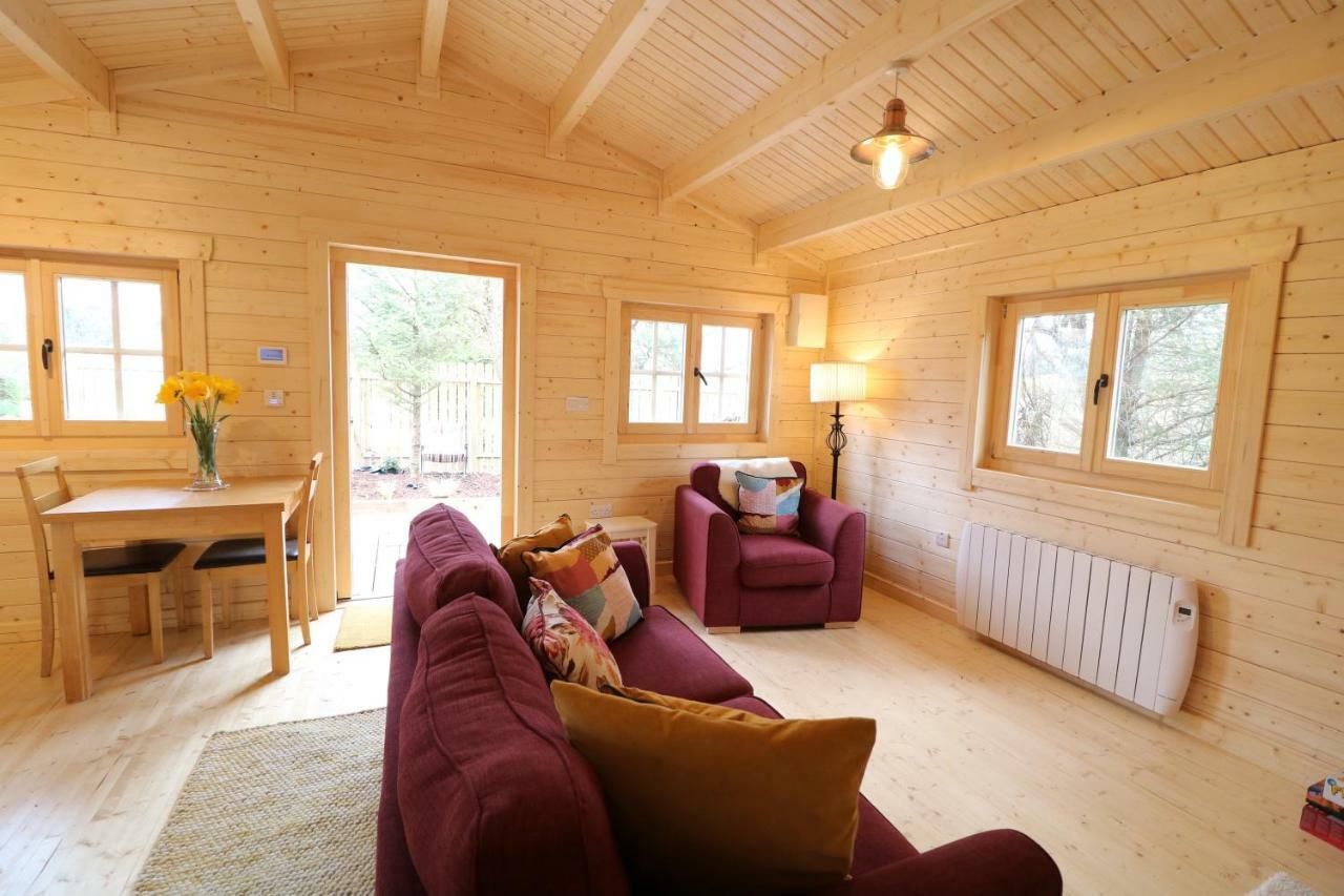Inisean Lodge Log Cabin -Part Of Inisean B&B Dungloe Exterior photo