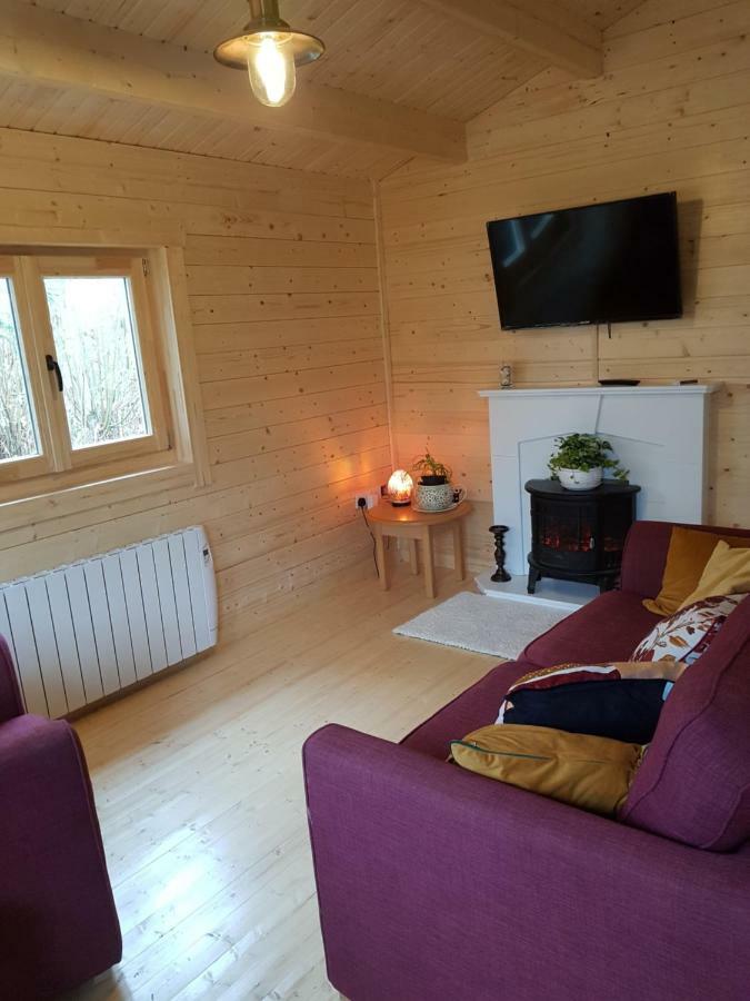 Inisean Lodge Log Cabin -Part Of Inisean B&B Dungloe Exterior photo